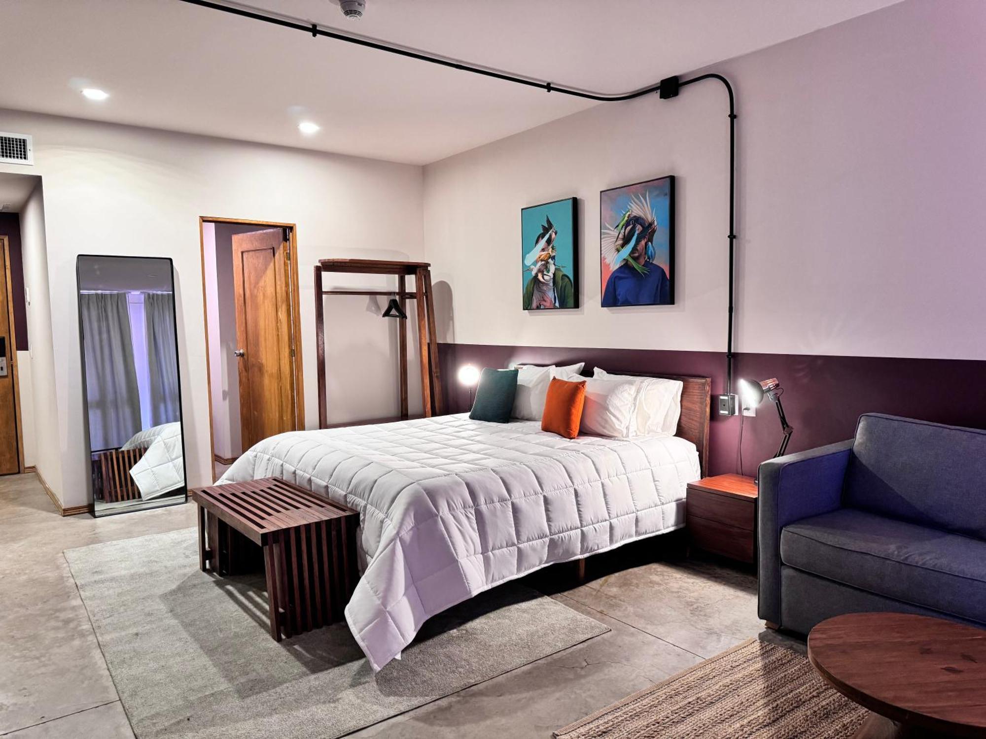 גואדלחארה Hotel Ola Chapultepec מראה חיצוני תמונה
