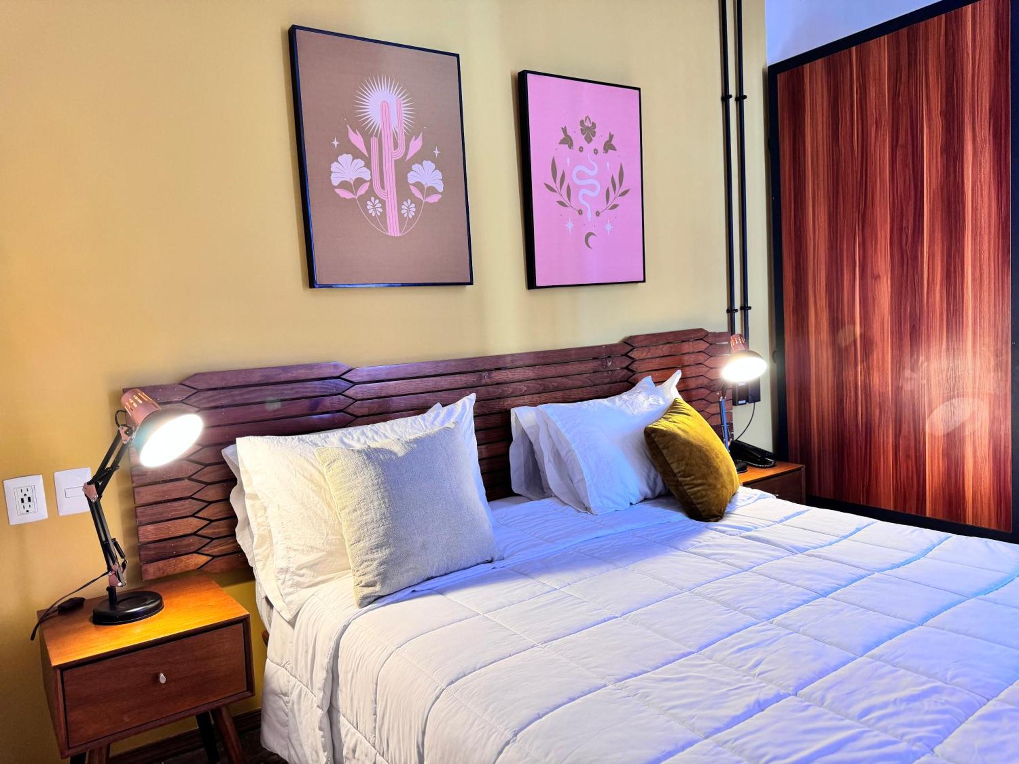 גואדלחארה Hotel Ola Chapultepec מראה חיצוני תמונה