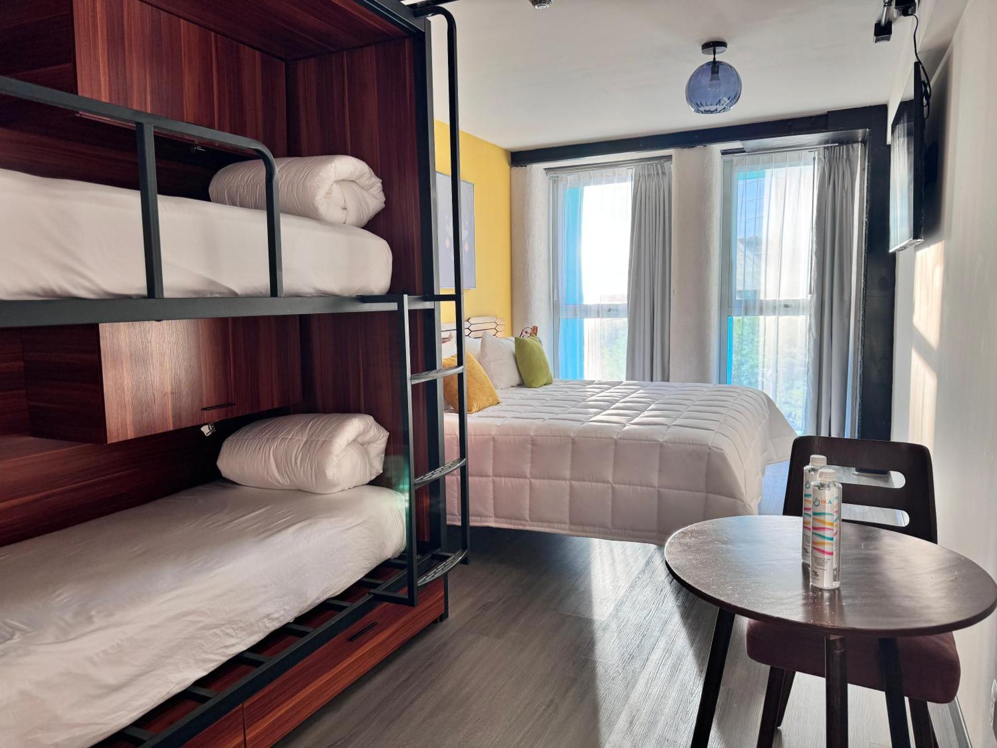 גואדלחארה Hotel Ola Chapultepec מראה חיצוני תמונה